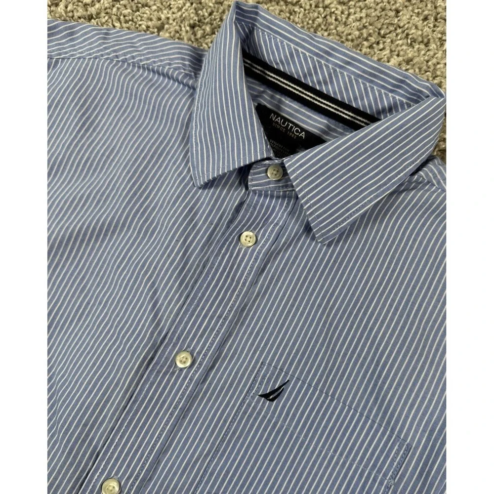 Nautica Boys Button Up Dress Shirt Blue White‎ Stripe 16